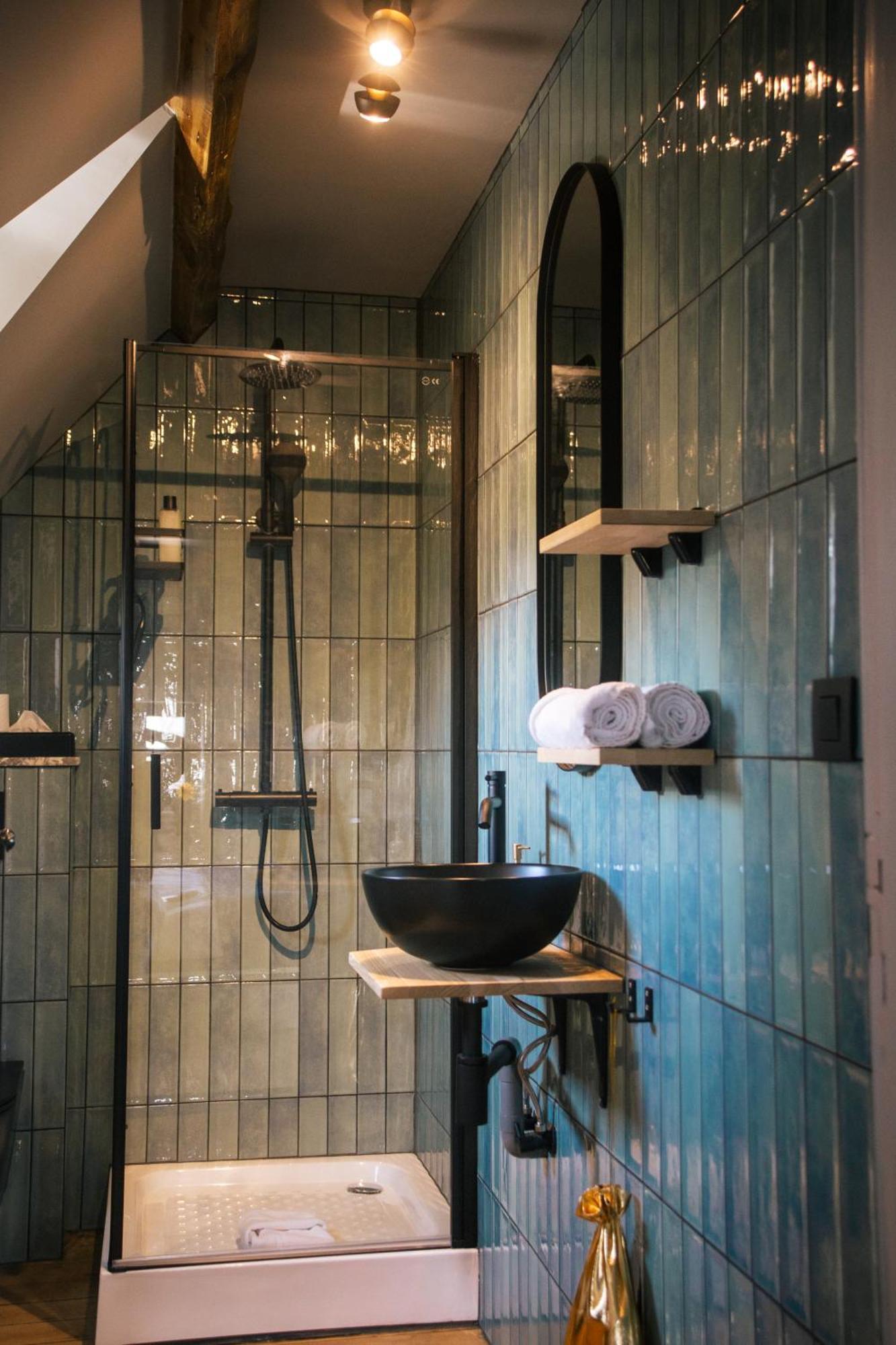 וורן B&B Het Notarishuis - Authentiek Verblijf Nabij Maastricht מראה חיצוני תמונה