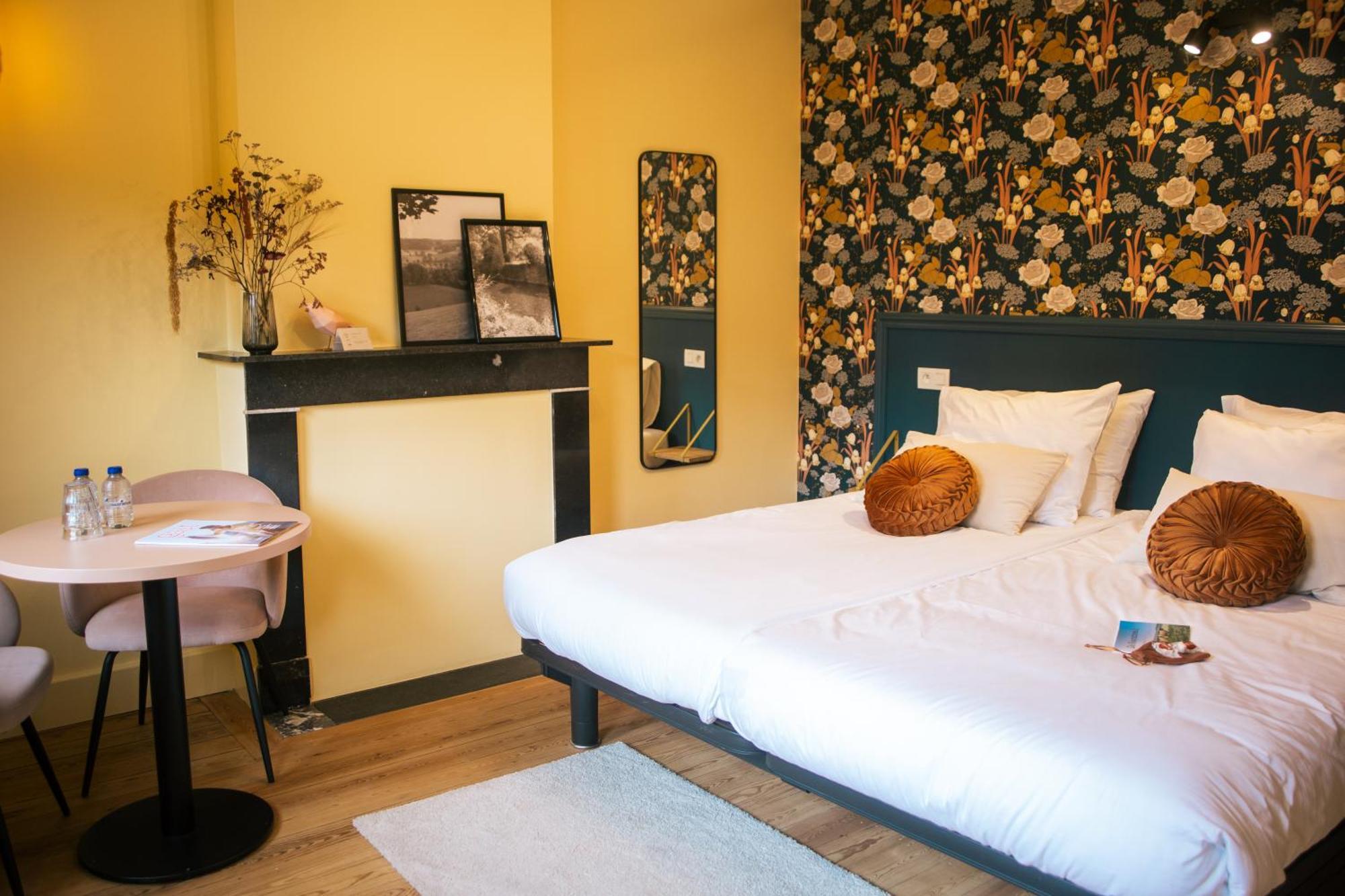 וורן B&B Het Notarishuis - Authentiek Verblijf Nabij Maastricht מראה חיצוני תמונה