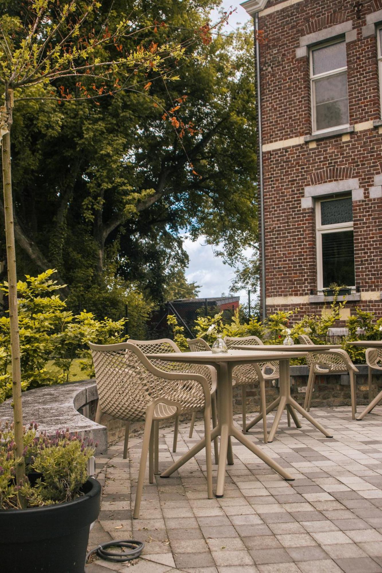 וורן B&B Het Notarishuis - Authentiek Verblijf Nabij Maastricht מראה חיצוני תמונה